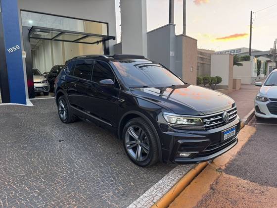 VOLKSWAGEN TIGUAN 2.0 350 TSI GASOLINA ALLSPACE R-LINE 4MOTION DSG VOLKSWAGEN TIGUAN 2.0 350 TSI GASOLINA ALLSPACE R-LINE 4MOTION DSG